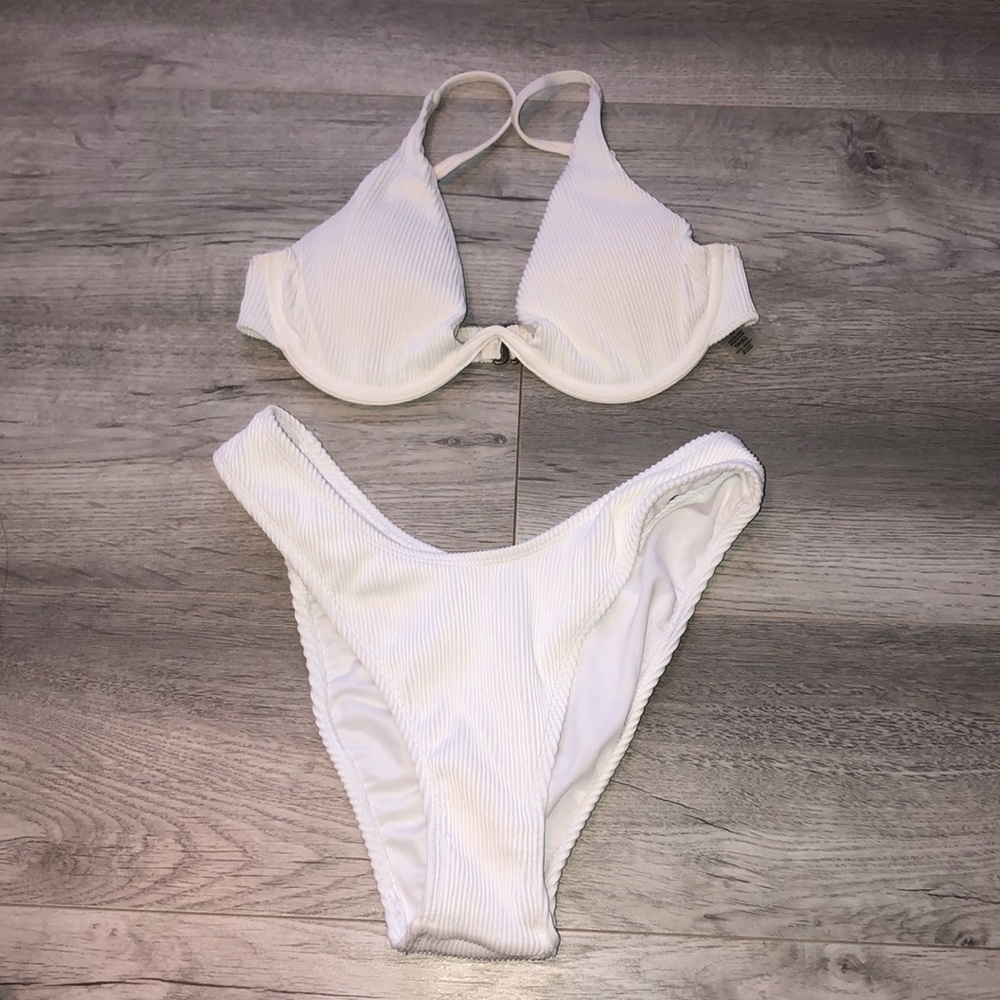 white underwire bikini